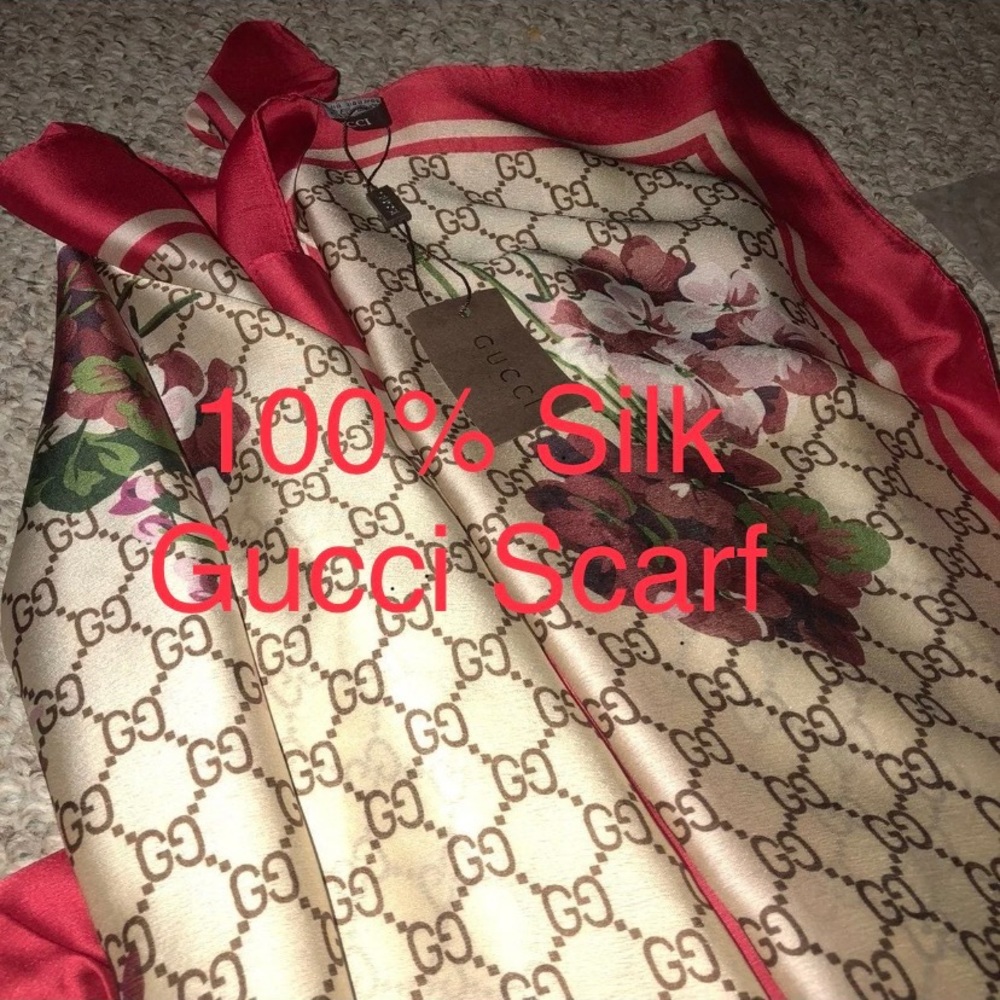 Gucci scarf